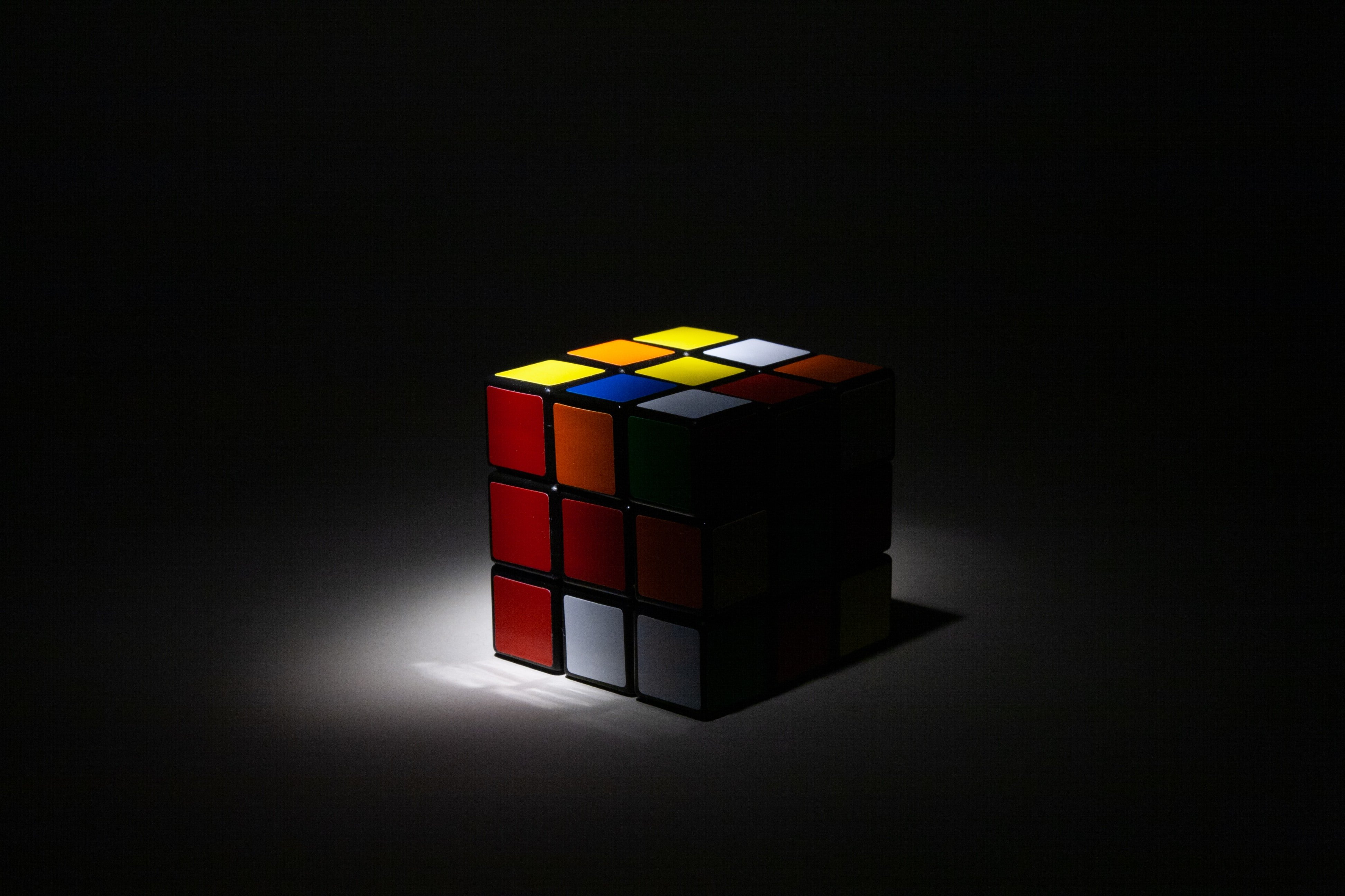 San Bernardino 'speedcube' competition features quick Rubik's Cube