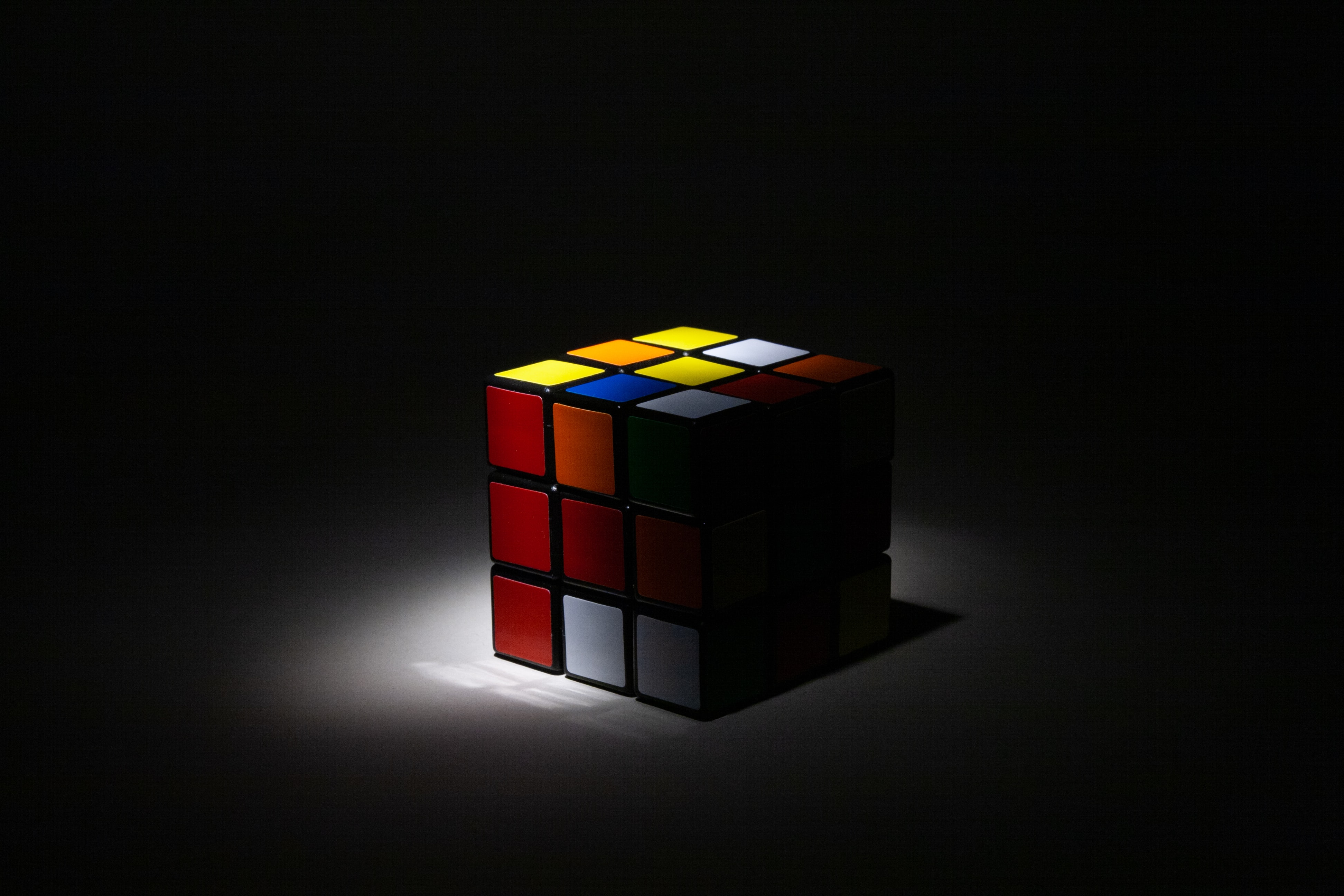 San Bernardino 'speedcube' competition features quick Rubik's Cube solving  – San Bernardino Sun